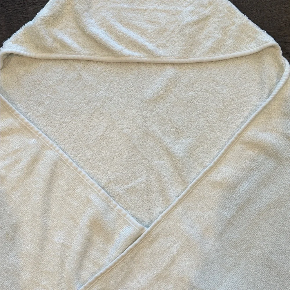 Natemia Ultra Soft Organic Bamboo White Bear Hooded Baby/Toddler Bath Towel‎